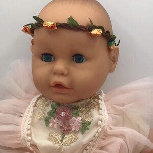 Lissi Batz doll lot 475 very gently played with, shipped from Germany